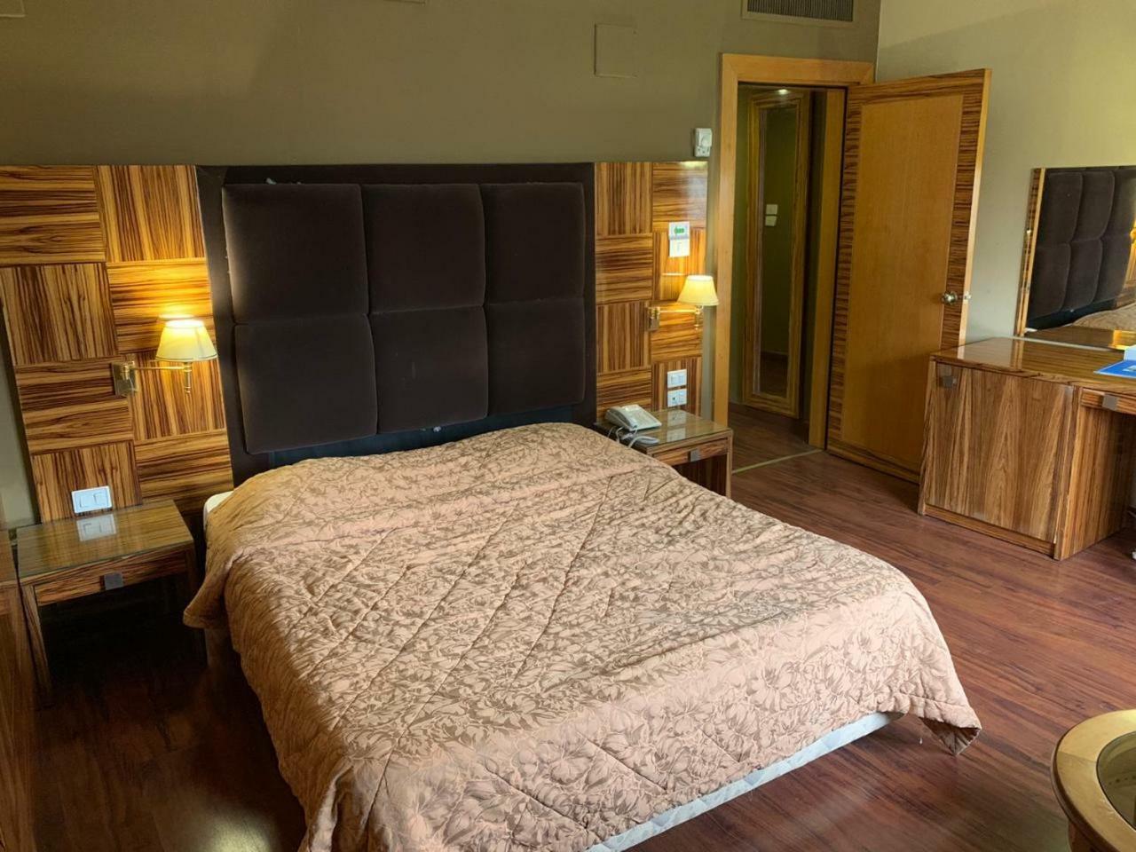 Atlas Zamalek Hotel Giza Zewnętrze zdjęcie